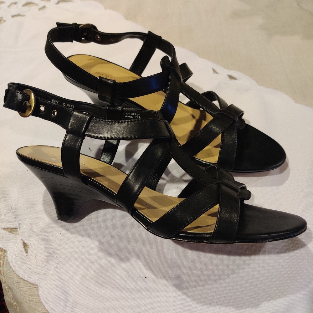 Easy Spirit Black Heeled Sandal Size 8.5w